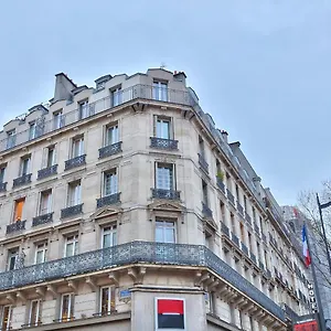 https://112-urban-atelier-saint-michel-apartment.fr-paris.fr
